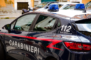 Senigallia - Minaccia di buttarsi dal sesto piano dell’ospedale: salvata dai carabinieri